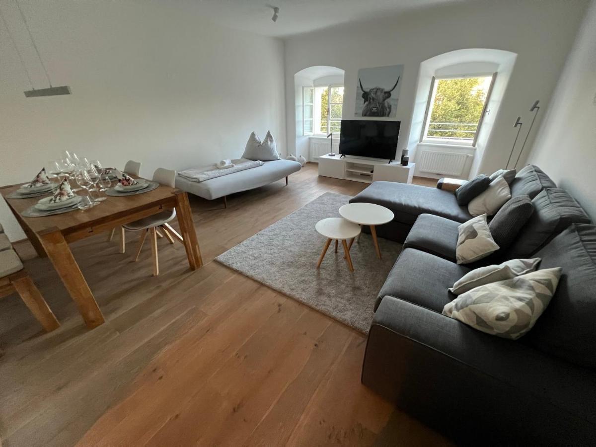 Palais Am Kai - Zentrale Lage, Kostenloser Parkplatz Homestay