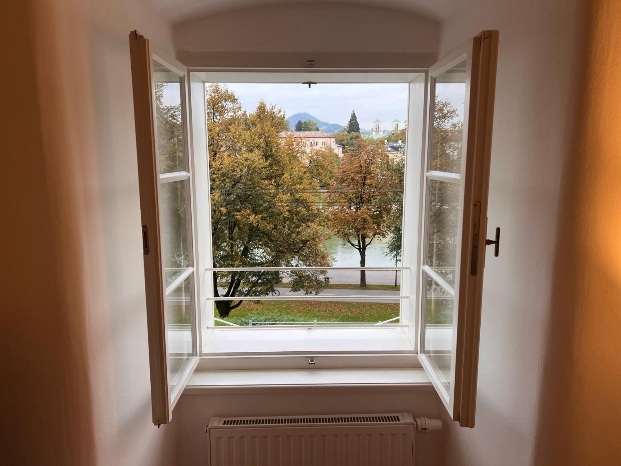 Palais Am Kai - Zentrale Lage, Kostenloser Parkplatz Homestay Salzburg